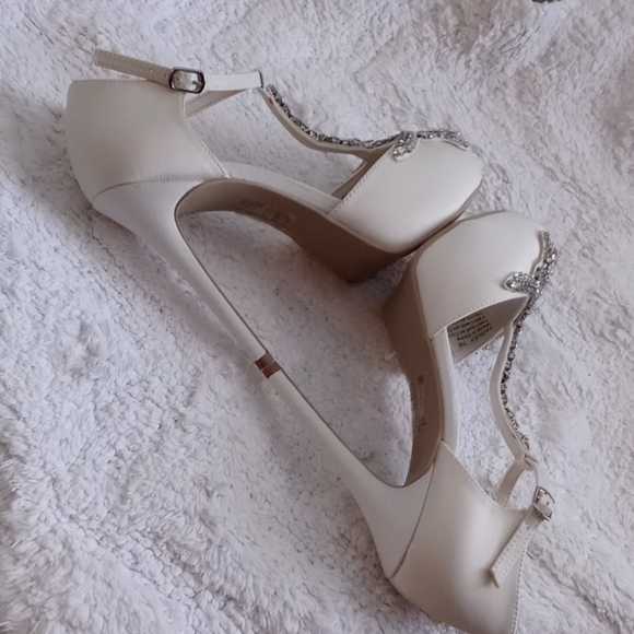 Crystal T strap Satin sandal heels - Picture 5 of 6